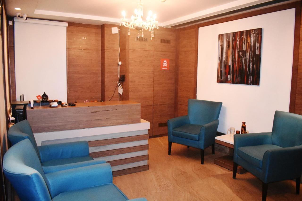 Lemonwood Suites By F9 Hotels - Trivoli Garden Chhatarpur Нью-Дели Экстерьер фото