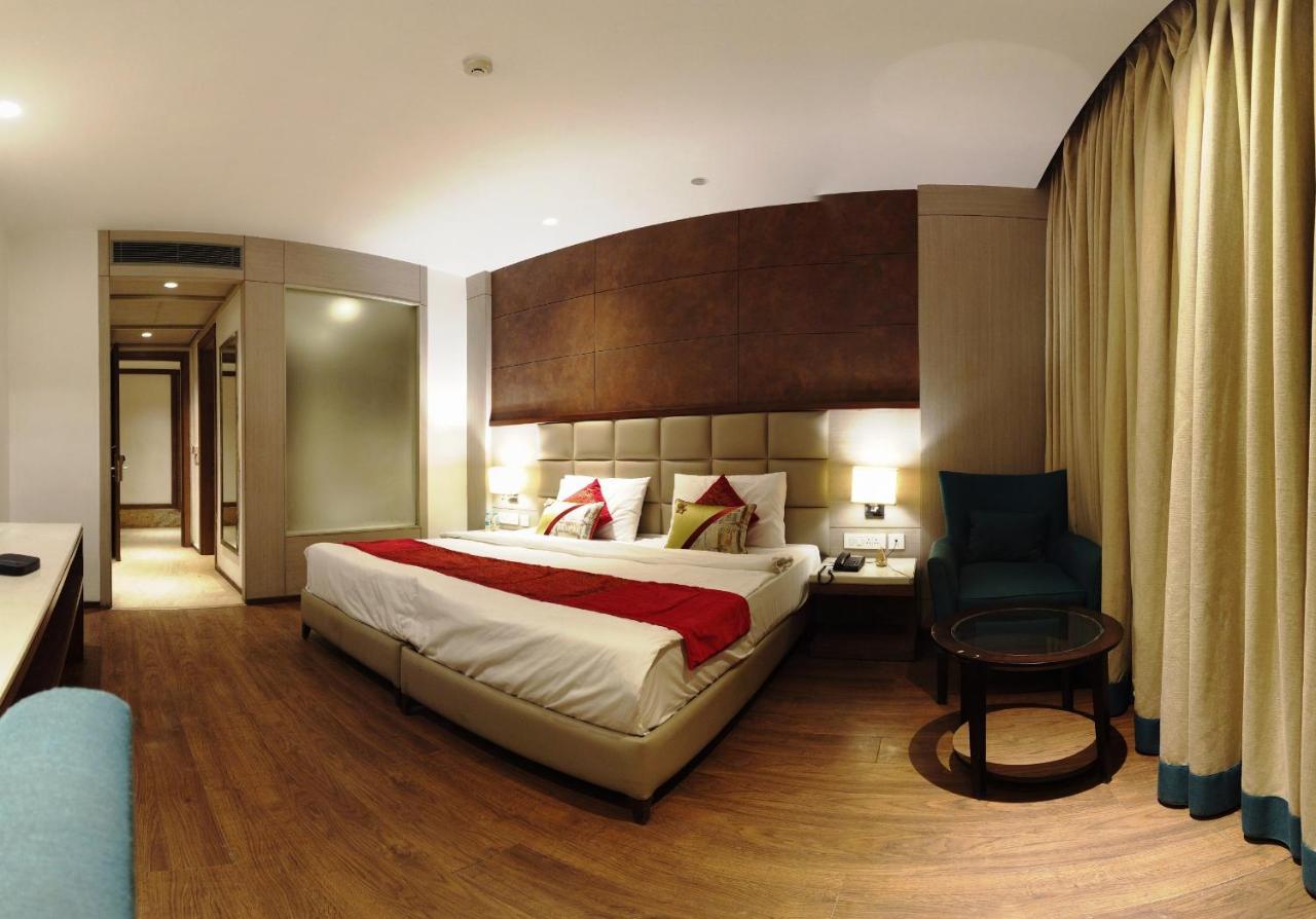 Lemonwood Suites By F9 Hotels - Trivoli Garden Chhatarpur Нью-Дели Экстерьер фото