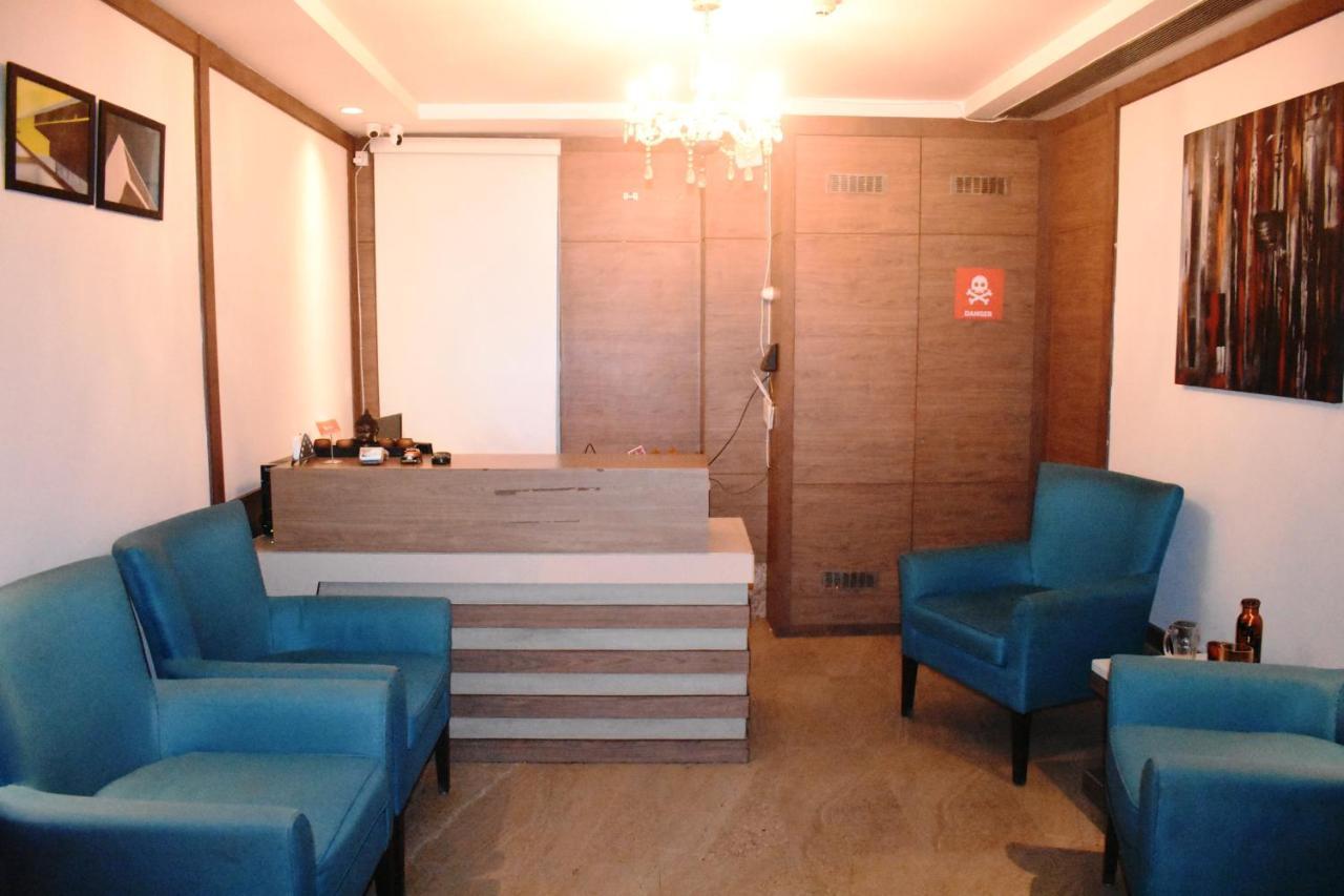 Lemonwood Suites By F9 Hotels - Trivoli Garden Chhatarpur Нью-Дели Экстерьер фото
