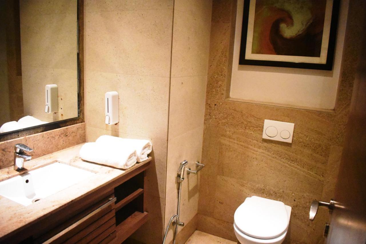 Lemonwood Suites By F9 Hotels - Trivoli Garden Chhatarpur Нью-Дели Экстерьер фото