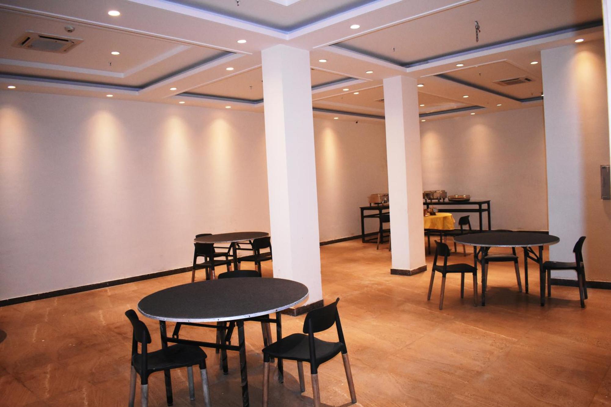 Lemonwood Suites By F9 Hotels - Trivoli Garden Chhatarpur Нью-Дели Экстерьер фото