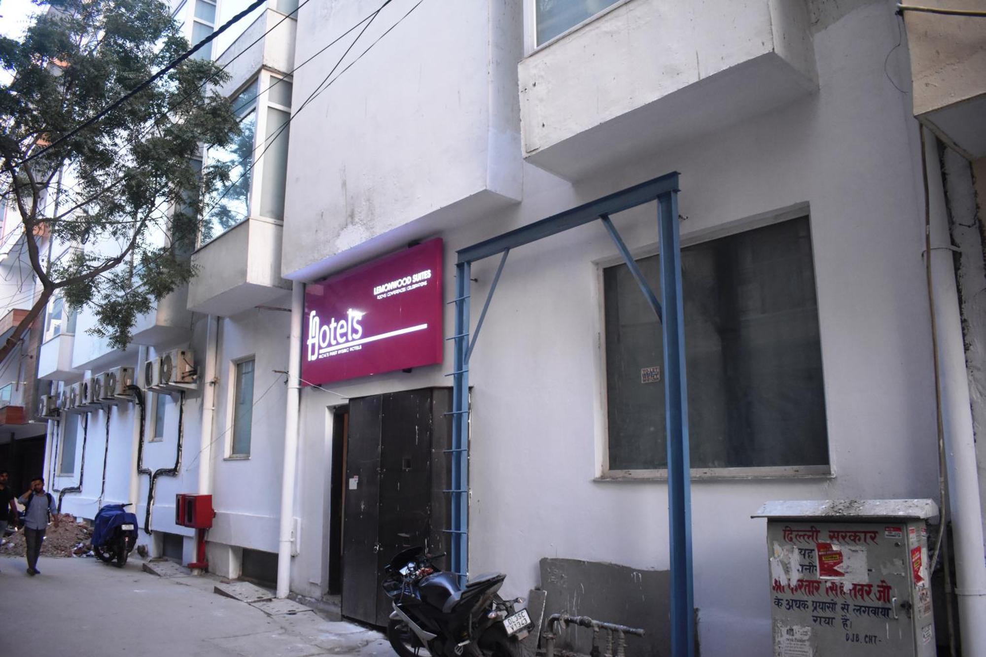 Lemonwood Suites By F9 Hotels - Trivoli Garden Chhatarpur Нью-Дели Экстерьер фото